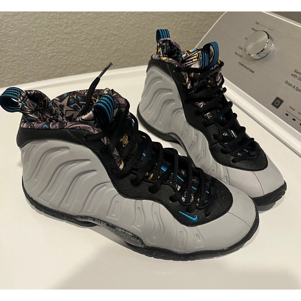 Nike Little Posite One Graffiti Foamposite GS Size 5Y No Insoles No Box